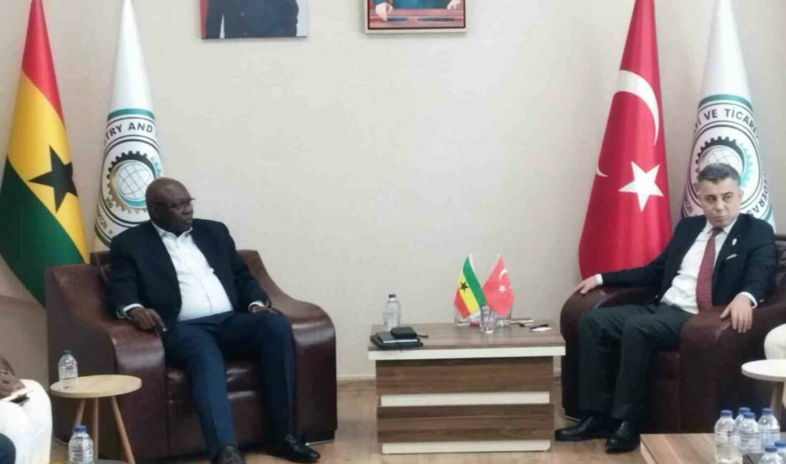 Gana Cumhuriyeti Yatırım Kurulu Başkanı ve heyeti Ankara’da Gana Cumhuriyeti’nin eski Ekonomi Bakanı ve mevcut hükümetteki Gana Cumhuriyeti