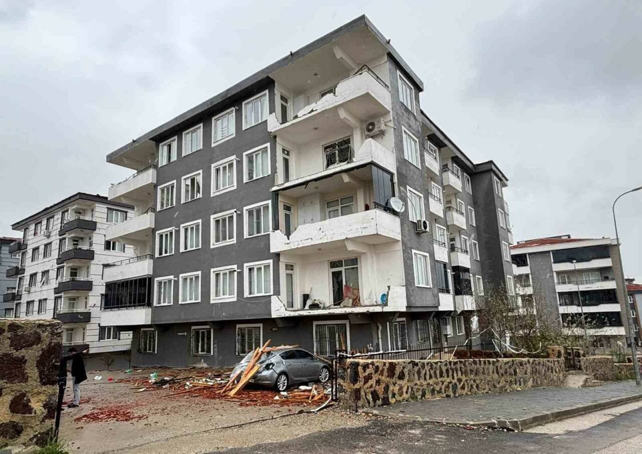 Gaziantep'te etkili olan süper hücre fırtınası sonrası, zarar gören vatandaşların
