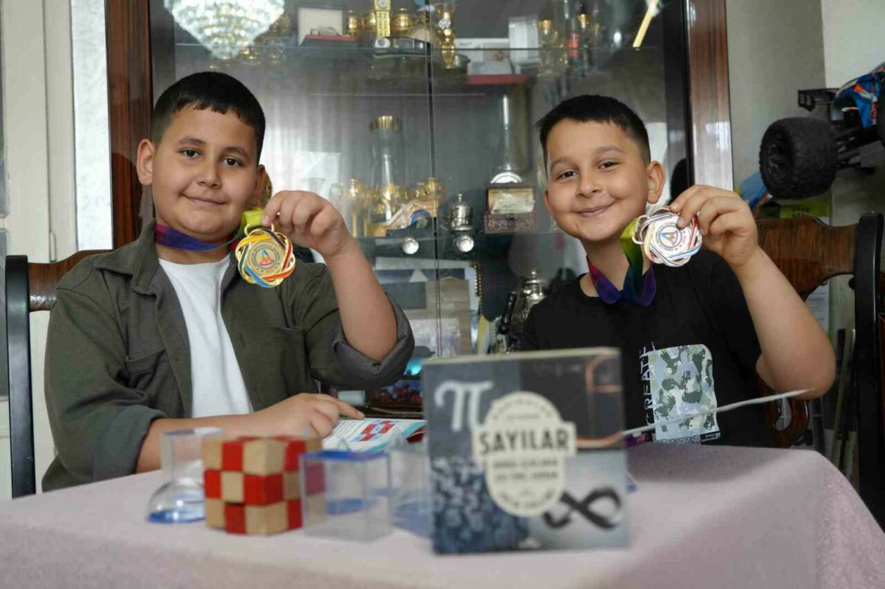Gaziantep'ten iki kardeş, Amerika Matematik Olimpiyatları'nda kazandıkları başarılarla uluslararası finallere