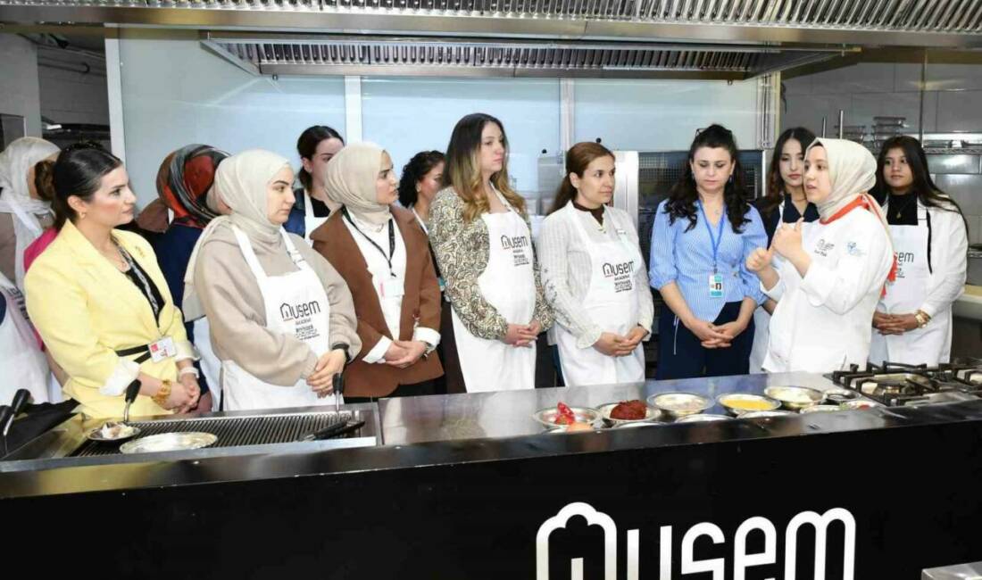 Gaziantep’te Sağlık Bakanlığı tarafından yürütülen "Her Gebeye Bir Ebe" projesi