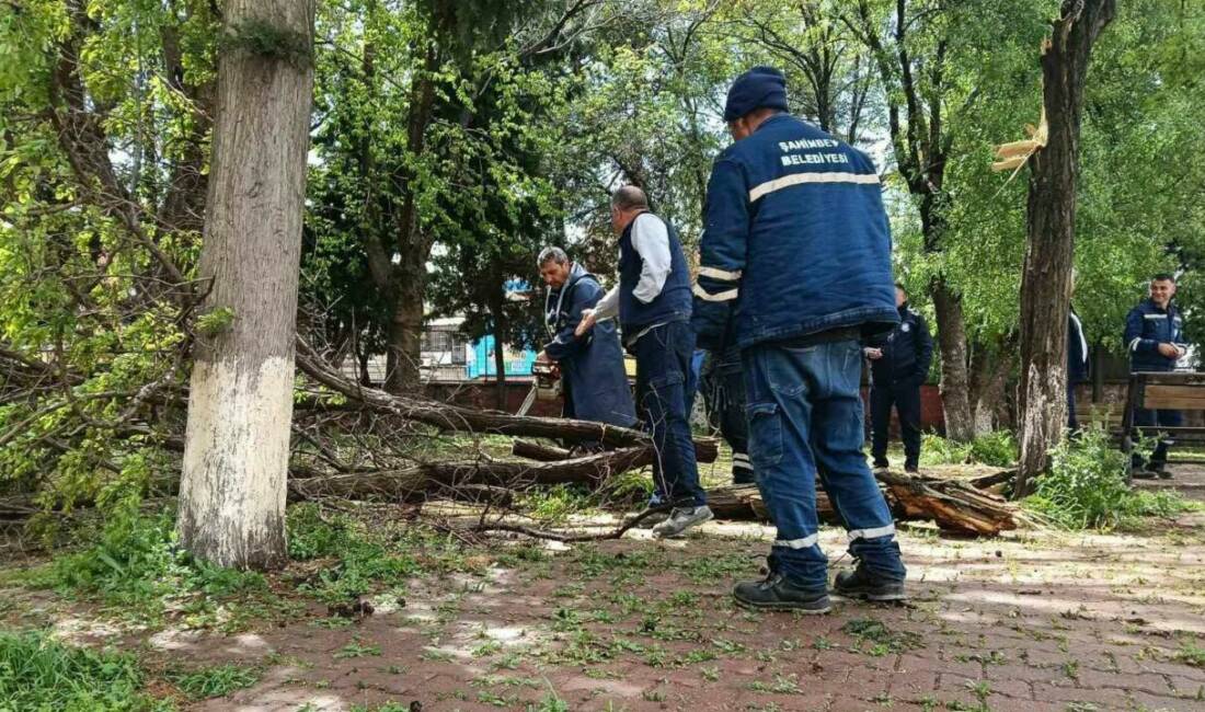 Gaziantep'te etkili olan süper hücre fırtınasının ardından 550 personel ve