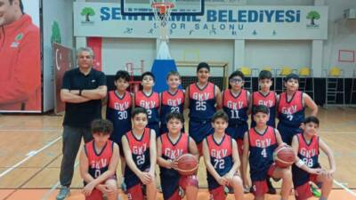 Basketbol alanındaki başarılarına her geçen gün yenilerini ekleyen Gaziantep Kolej