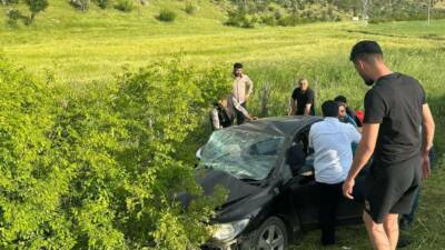 Adıyaman'ın Gölbaşı ilçesinde iki otomobilin kafa kafaya çarpışması sonucu 4