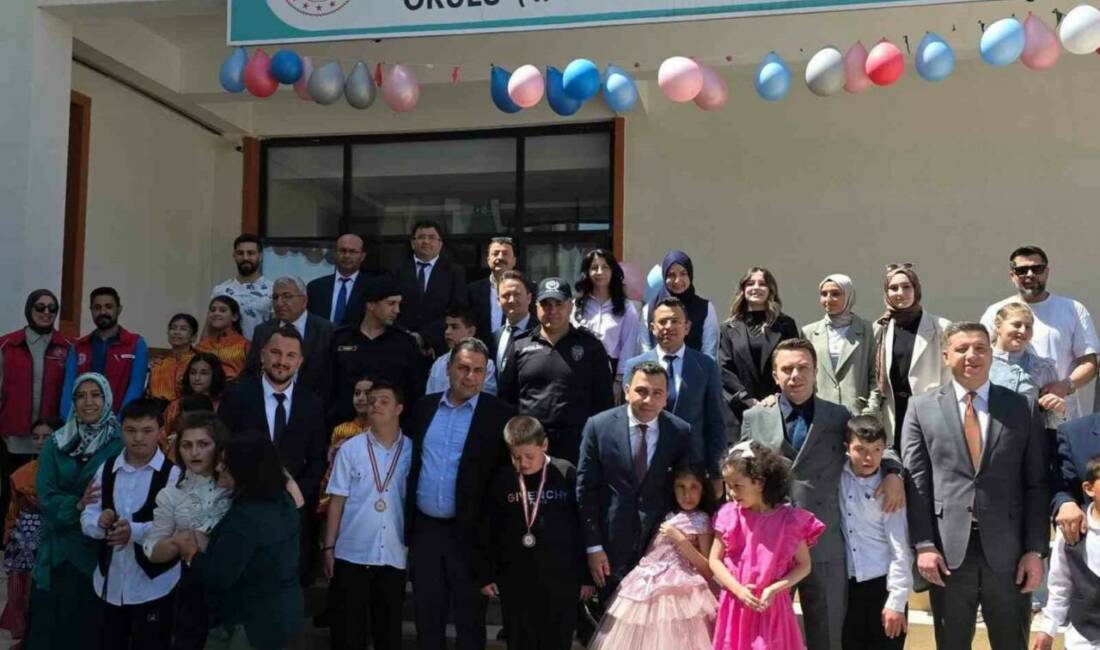 Adıyaman’ın Gölbaşı ilçesinde Engelliler Haftası nedeniyle program düzenlendi.