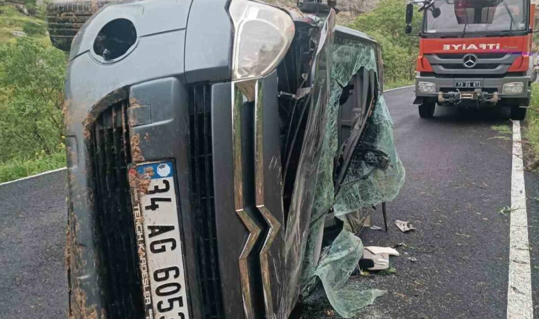 Batman'ın Hasankeyf ilçesinde sabah saatlerinde meydana gelen trafik kazasında biri