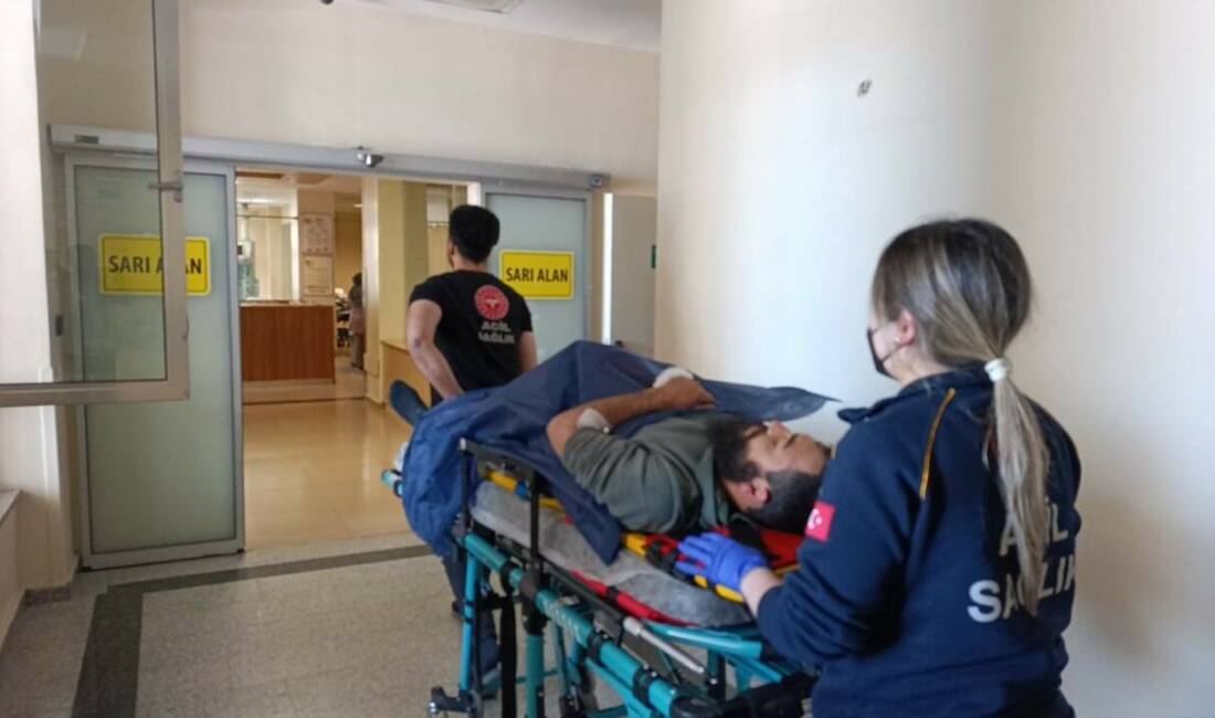 Adıyaman’da, iki motosikletin çarpışması sonucu meydana gelen kazada 1’i ağır