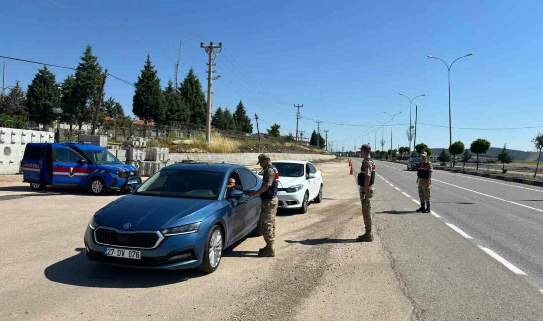 Gaziantep’te jandarma ekiplerince dron destekli bayram trafiği denetimi ve huzur-güven