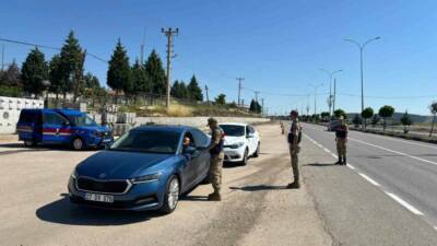 Gaziantep’te jandarma ekiplerince dron destekli bayram trafiği denetimi ve huzur-güven