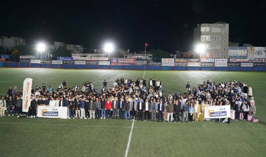 Adıyaman’ın Kahta ilçe Belediyesi Gençlik Meclisi tarafından düzenlenen 2. Geleneksel