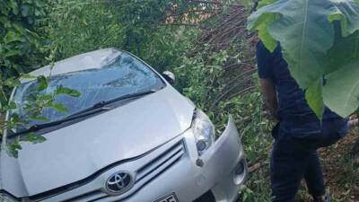 Mardin'in Nusaybin ilçesinde bir otomobilin şarampole devrilmesi sonucu 2 kişi