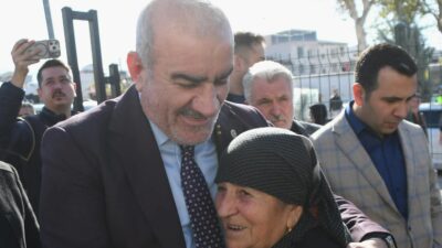AK Parti Adıyaman Milletvekili Hüseyin Özhan, Anneler Günü dolayısıyla yayımladığı