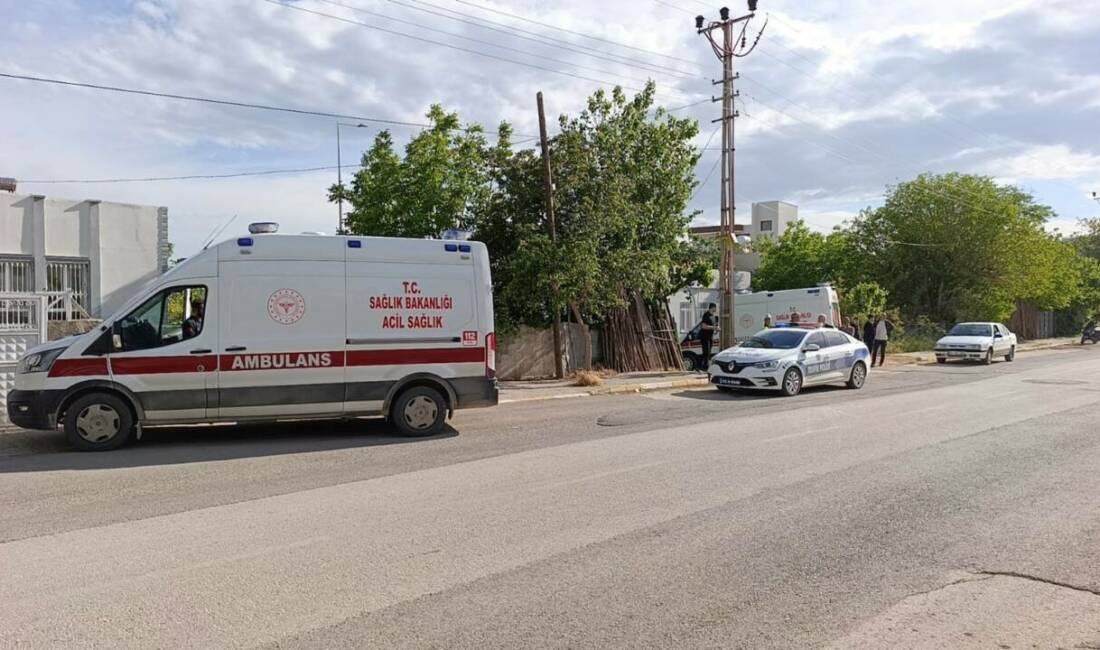 Adıyaman’da motosikletin yayaya çarpması sonucu 2 kişi yaralandı.