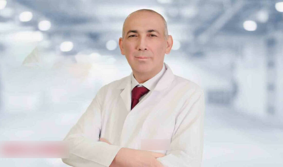 Gaziantep'te özel bir hastanede Kardiyoloji Uzmanı Prof. Dr. Mehmet Serdar