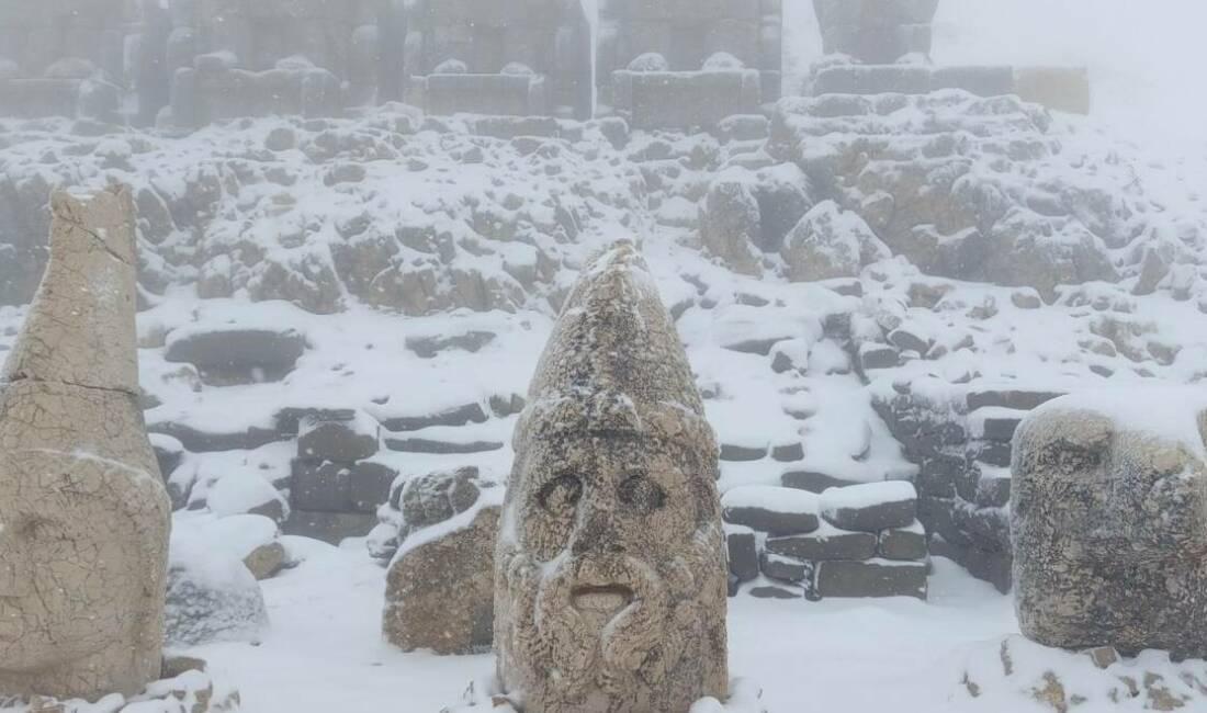 UNESCO’nun ‘Dünya Kültür Mirası’ listesinde yer alan Adıyaman’daki Nemrut Dağı’na