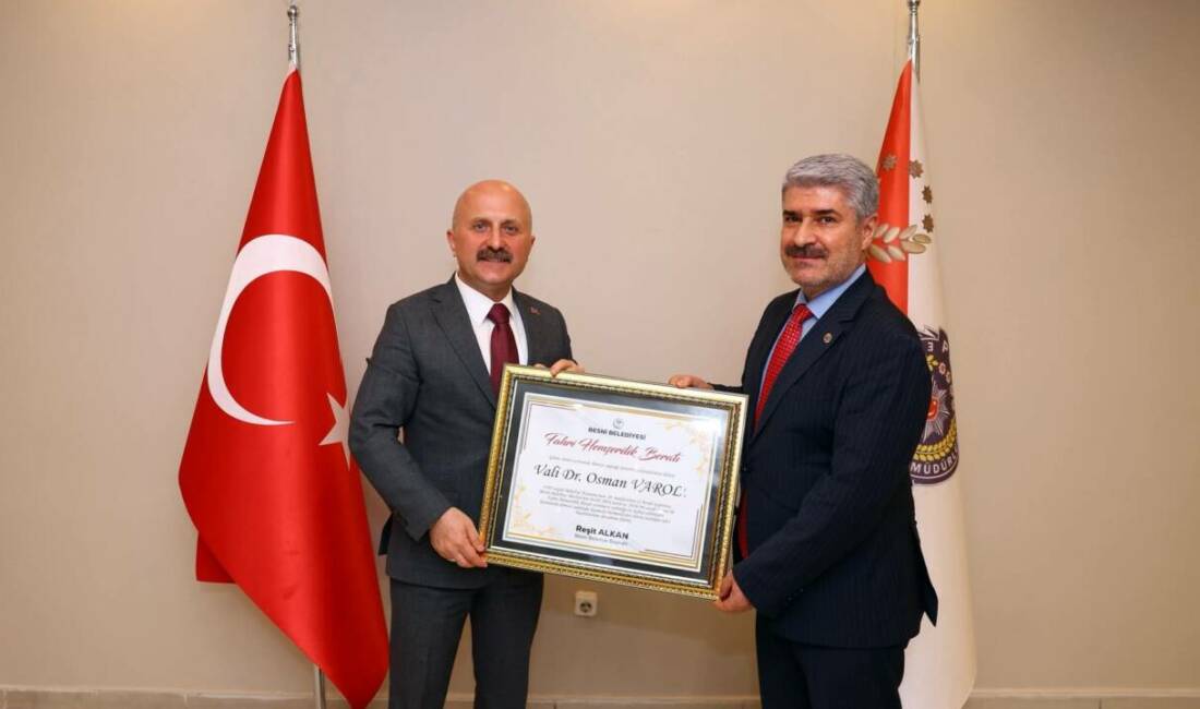 6 Şubat depremleri sonrası Adıyaman’da yürüttüğü çalışmalarla takdir toplayan Vali
