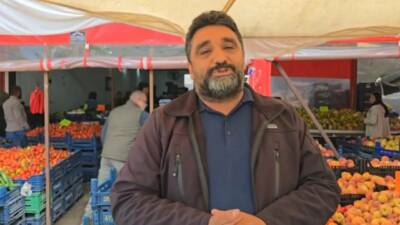 Gaziantep’in İslahiye ilçesinde faaliyet gösteren manav Mehmet Karahan, piyasadaki yüksek