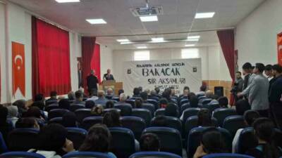 Adıyaman’ın Samsat ilçesinde iki günlük Edebiyat Günleri programı gerçekleştirildi.