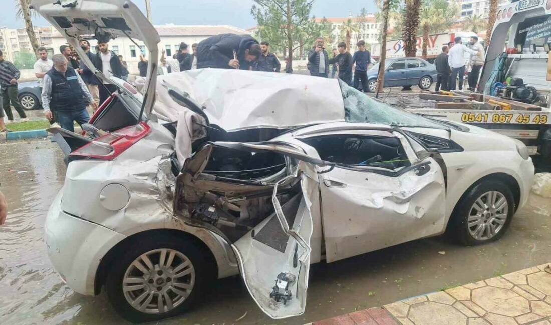 Şanlıurfa’nın Birecik ilçesinde fırtınada çatıdan düşen güneş enerjisi paneli, bir