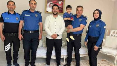 Adıyaman'ın Gölbaşı ilçesinde Kurban Bayramı dolayısıyla şehit aileleri ziyaret edilerek