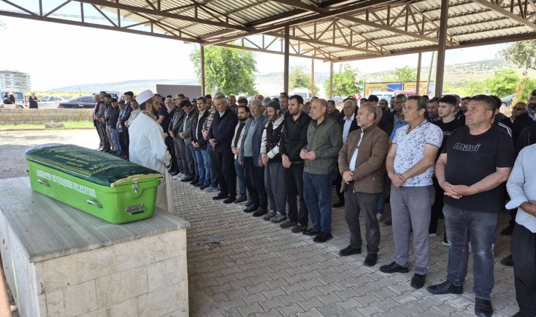 Gaziantep'in Yavuzeli ilçesinde sobadan sızan karbonmonoksit gazından zehirlenen 49 yaşındaki