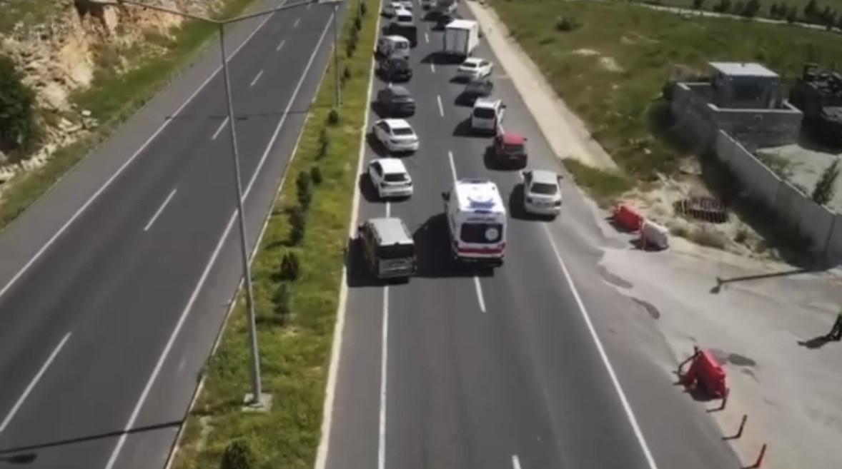 Mardin'de ambulansların trafikte daha hızlı ve güvenli hareket edebilmesi için