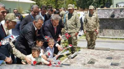Şırnak Valisi Birol Ekici, Kurban Bayramı dolayısıyla 23. Piyade Tümen