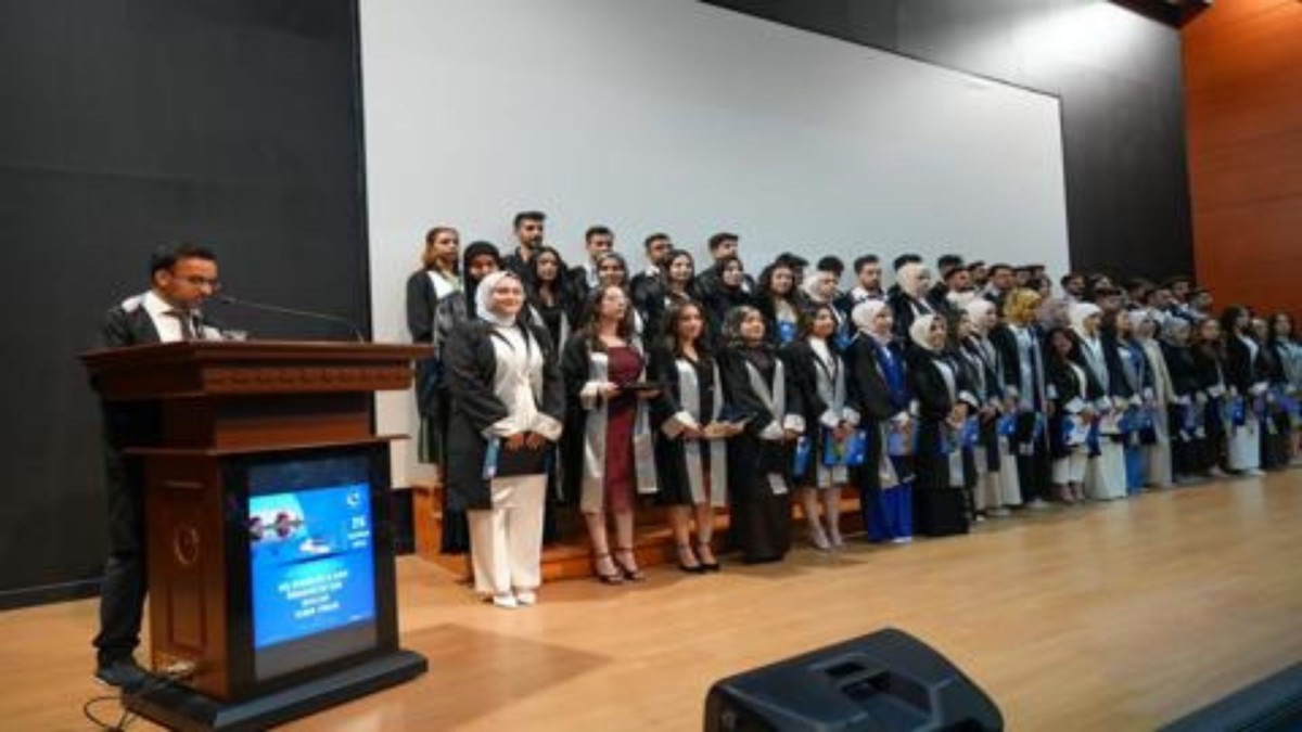 Adıyaman Üniversitesi Diş Hekimliği Fakültesi 2025-2026 eğitim-öğretim yılı mezunları için