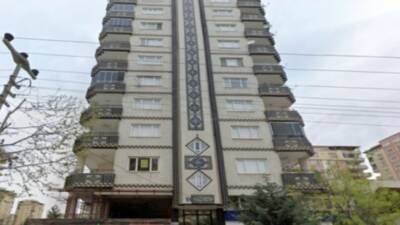 Gaziantep’te 6 Şubat depremlerinde yıkılarak 49 kişiye mezar olan Emre