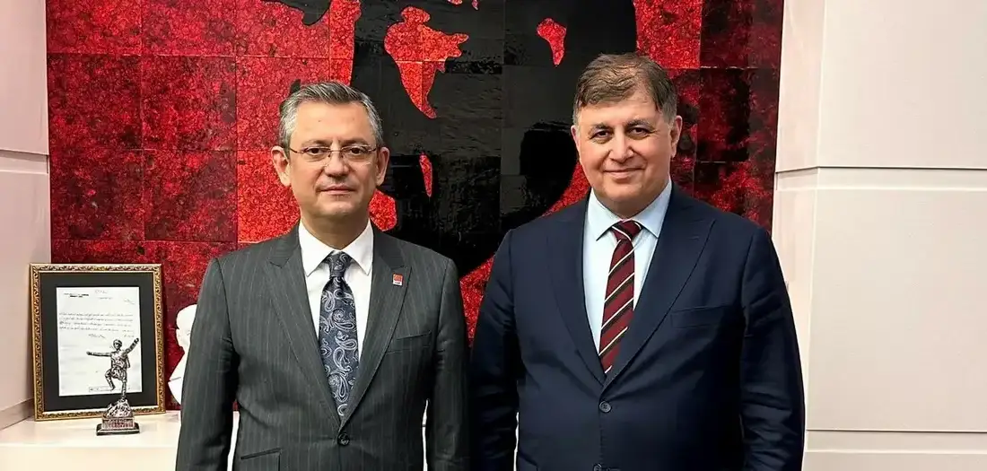 İzmir Büyükşehir Belediye Başkanı Cemil Tugay, Cumhuriyet Halk Partisi (CHP)