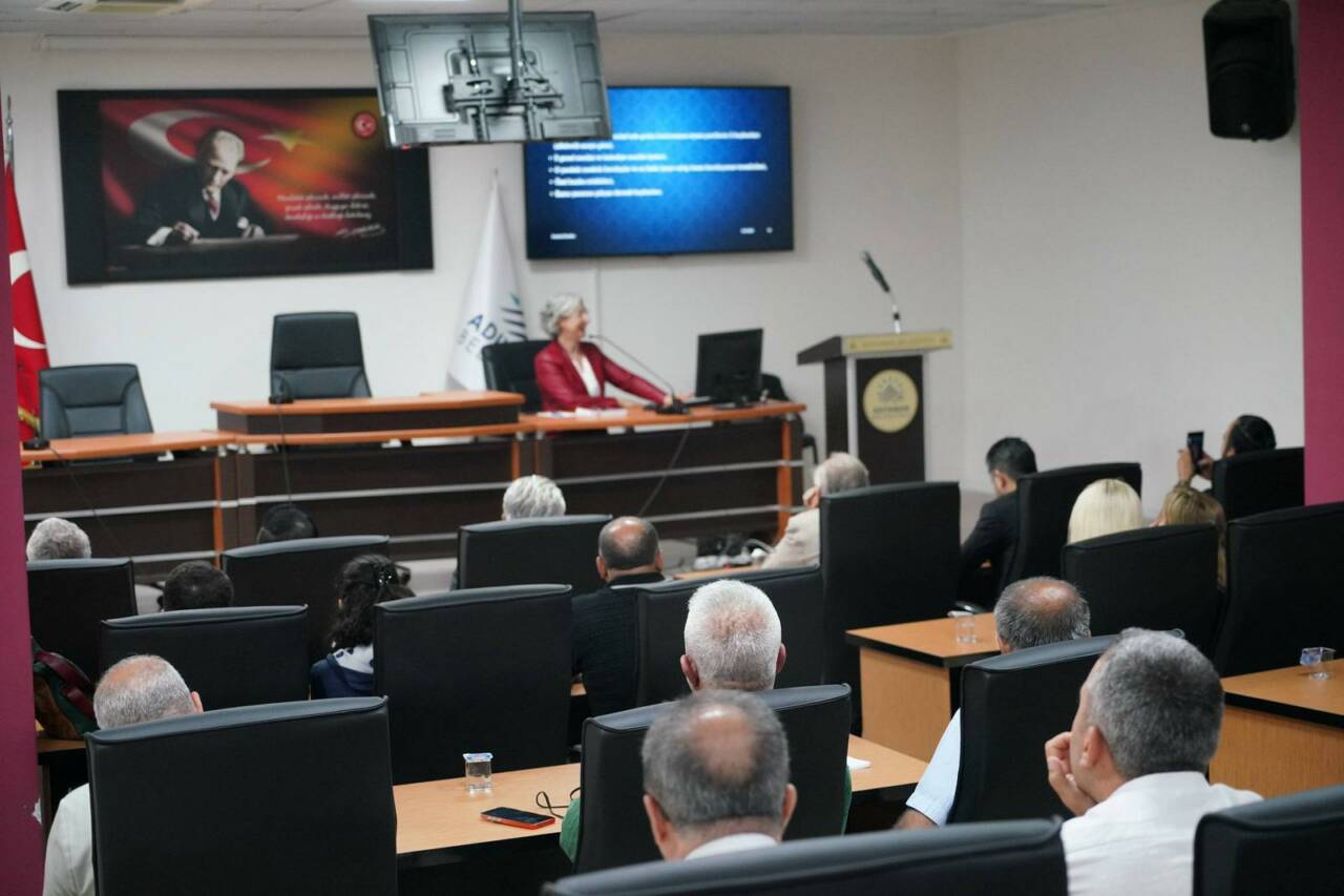 Adıyaman Belediyesi ile Türkiye Belediyeler Birliği’nin (TBB) işbirliğiyle düzenlenen “Protokol