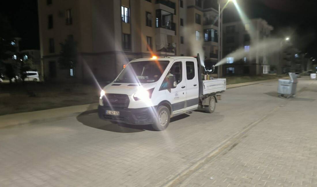 Adıyaman Belediyesi, yaz aylarında hava sıcaklıklarının artmasıyla birlikte çoğalan sinek