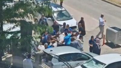 Adıyaman Adliyesi önünde iki grup arasında çıkan yumruklu kavgaya polis