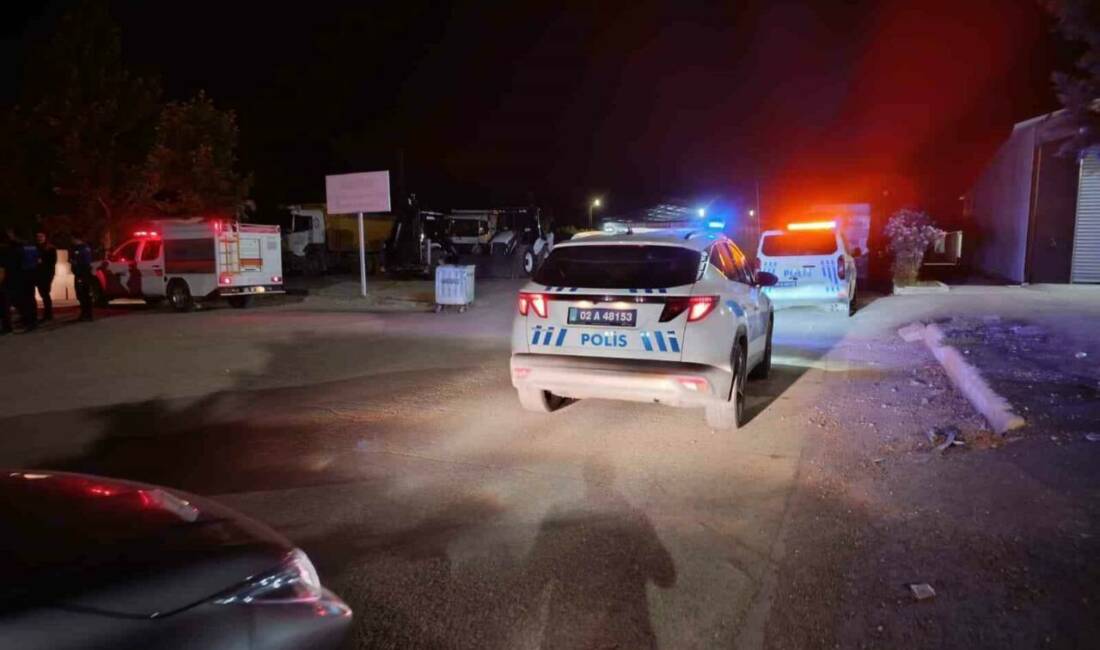 Adıyaman’da boş alanda klor gazı paniği Adıyaman’da, boş alana bırakılarak klor gazı sızıntısına neden olan tüpler