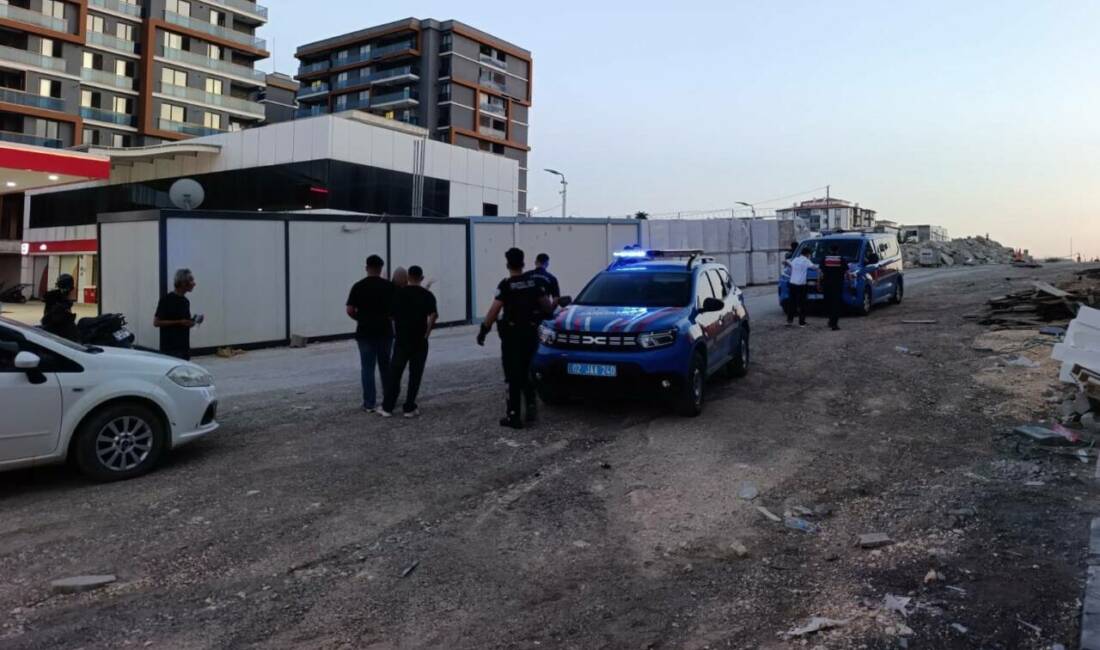 Adıyaman’da iki grup arasında çıkan kavgada 1 kişi yaralandı.