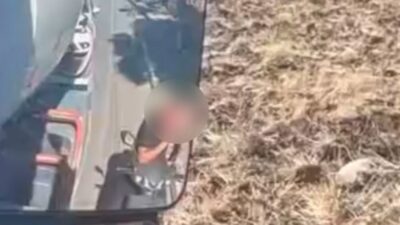 Adıyaman’da, bir şahıs motosiklette sürdüğü esnada madde kullanarak ilerledi.
