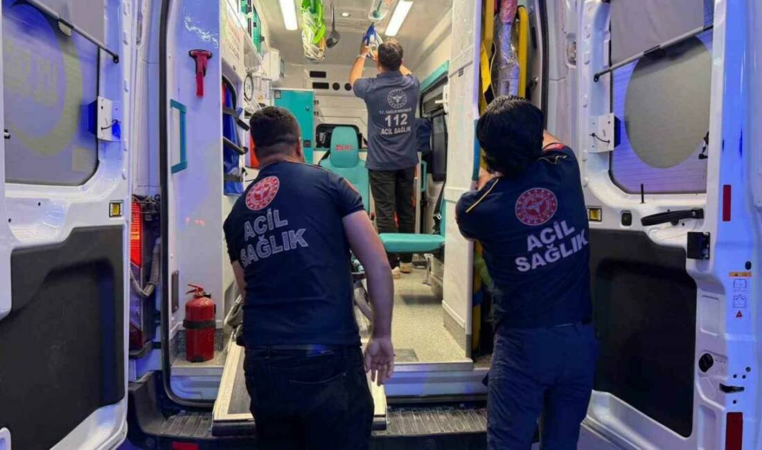 Adıyaman’da, kontrolden çıkan motosikletin devrilmesi sonucu meydana gelen kazada 2