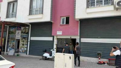 Şanlıurfa’nın Siverek ilçesinde aile içerisinde çıkan tartışmada bir kişi, eşi