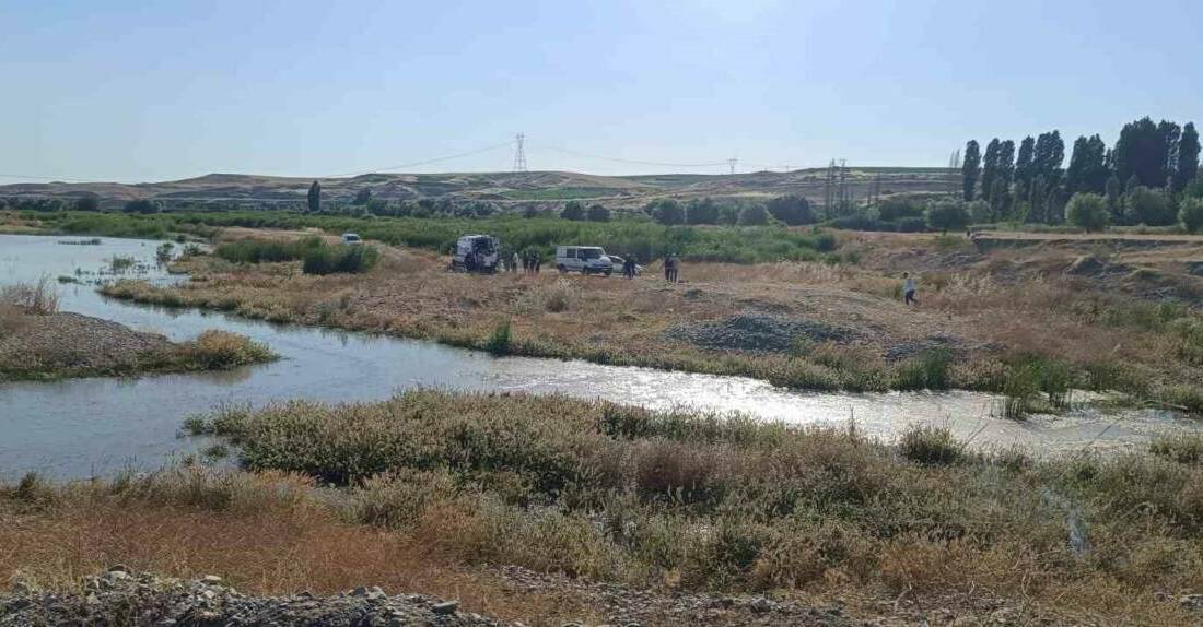 Batman’da sıcaklardan bunalarak serinlemek için Batman Çayı’na giren 22 yaşındaki