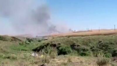 Diyarbakır’ın Silvan ilçesinde hasat yapan biçerdöverden çıkan kıvılcım ekili ve