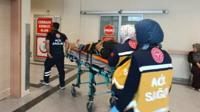Adıyaman’da, sürücüsünün direksiyon hakimiyetini kaybettiği kamyonun devrilmesi sonucu 1 kişi