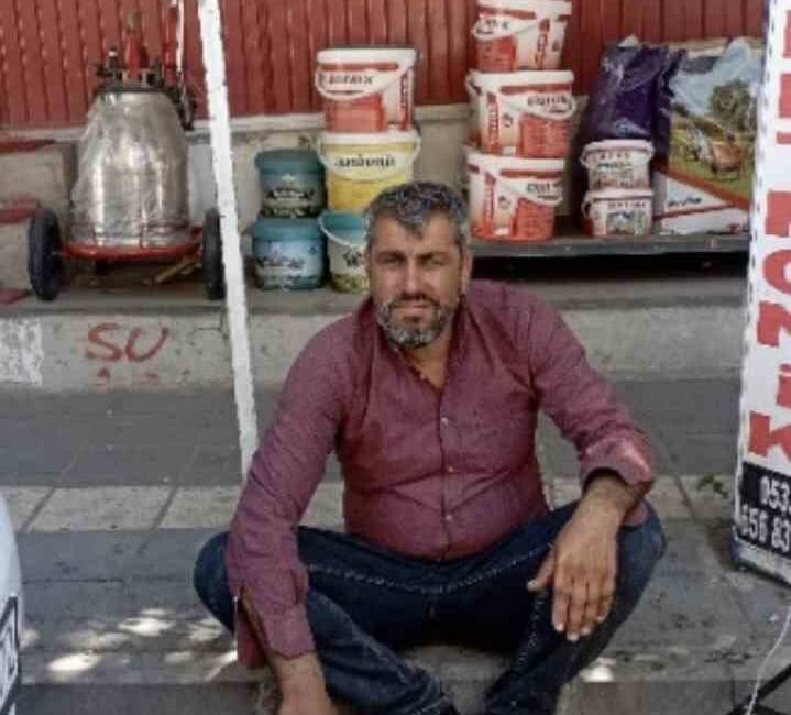 Diyarbakır’ın Çermik ilçesinde veterinere götürülürken kamyonetten düşen buzağı bulunup sahibine