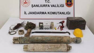 Şanlıurfa’nın Birecik ilçesinde dalgıç pompası hırsızlığı şüphelisi 2 şahıs, jandarma