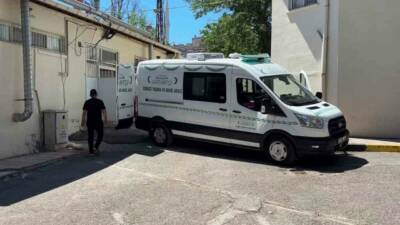 Gaziantep’te tartıştığı 17 yaşındaki oğlu tarafından pompalı tüfekle vurulan 43