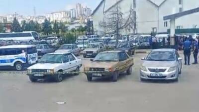 Gaziantep’te mezarlıkta bir cenazede karşılaşan husumetli iki aile arasında çıkan