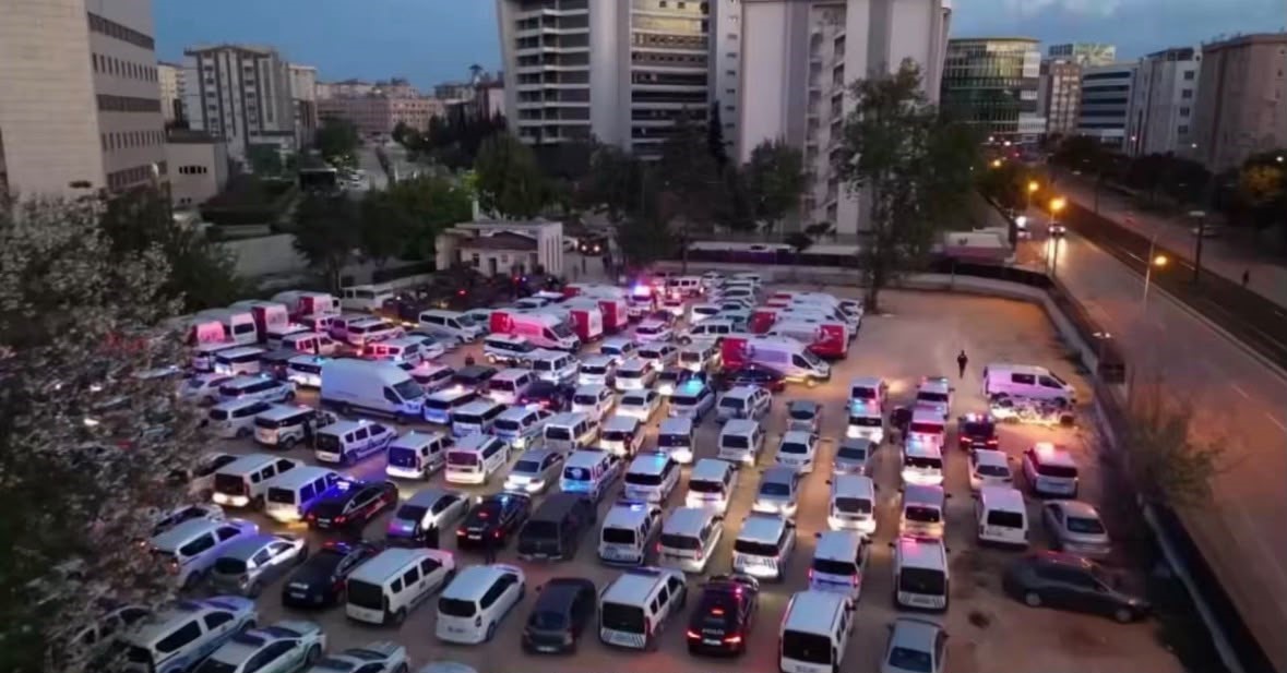 Gaziantep’te, ’Polatlar’ suç örgütüne yönelik operasyonda 20 şüpheli gözaltına alındı.