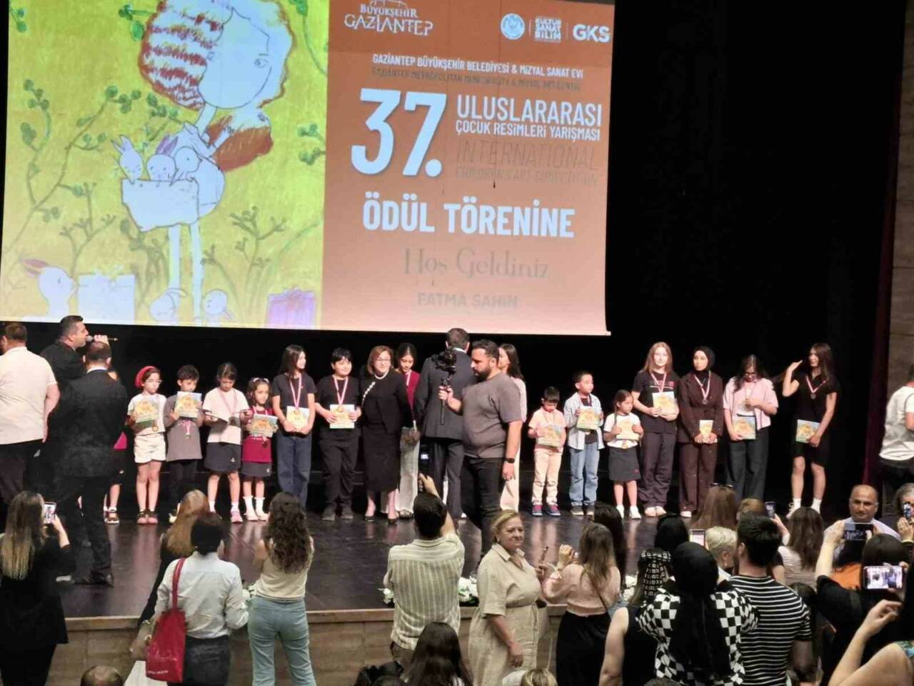 Gaziantep Büyükşehir Belediyesi ve Mizyal Sanatevi tarafından düzenlenen 37’nci Uluslararası