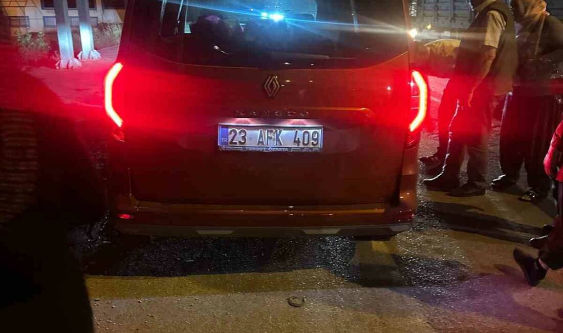 Adıyaman’ın Gölbaşı ilçesinde traktör ile hafif ticari aracın çarpışması sonucu