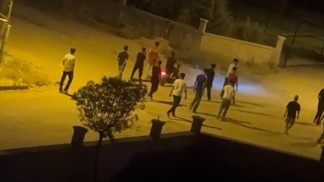 Adıyaman’da iki grup arasına çıkan kavgada 3 kişi yaralandı.