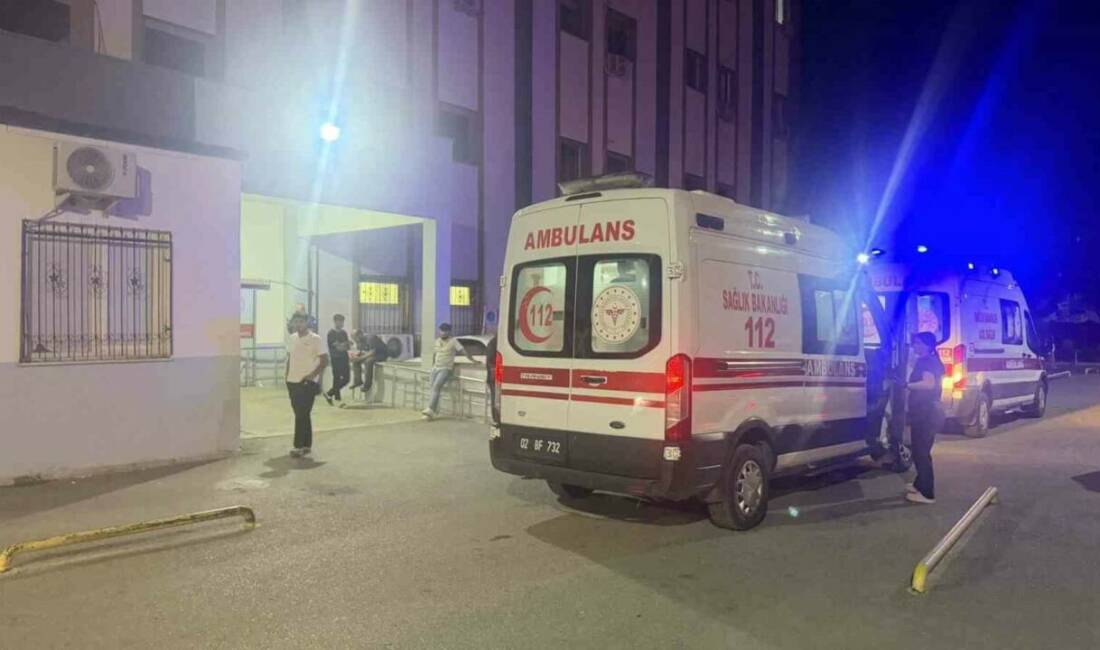 Adıyaman’ın Kahta ilçesinde iki grup arasında çıkan bıçaklı kavgada 2
