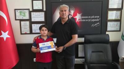 Adıyaman’ın Kahta ilçesinde yaşayan 4. sınıf öğrencisi Ebubekir Eren Şaşmaz,